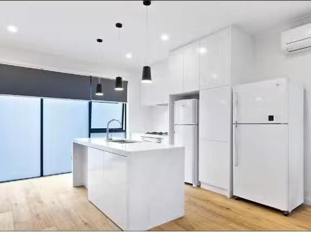 Condo for rent in Camerons Creek, Victoria