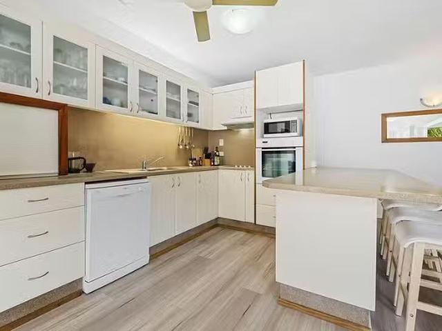 House for rent in Kewarra Beach, Queensland