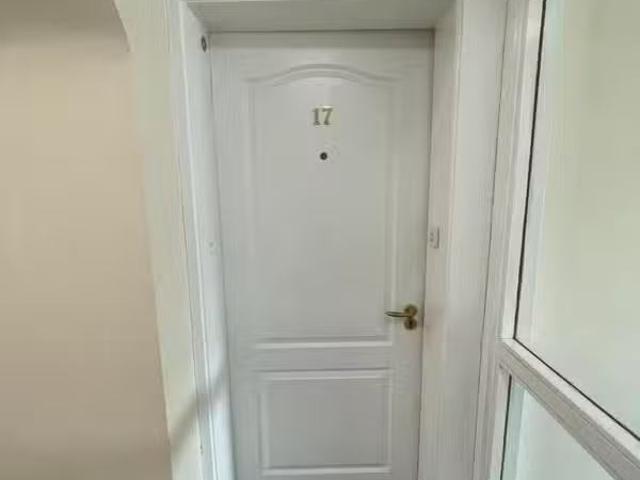 Apartment to rent in Gorteeny, Connacht