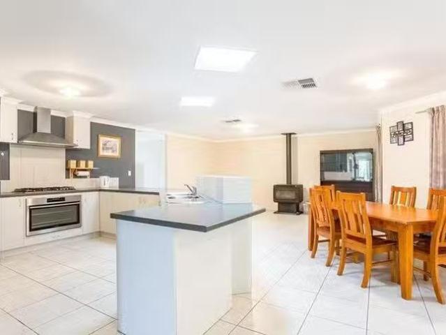 House for rent in Australind, Western Australia
