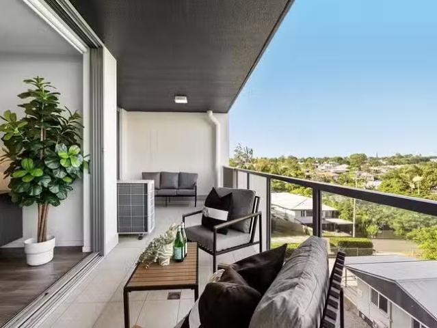 Apartment for rent in Toombul, Queensland