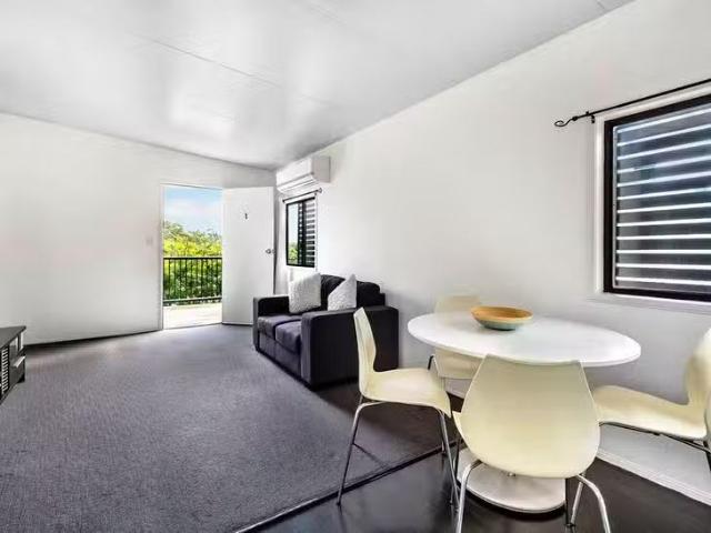 Apartment for rent in Toombul, Queensland