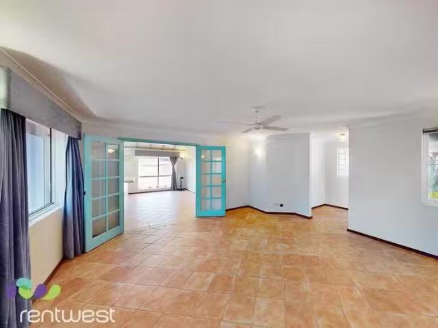 House for rent in Shelley, Western Australia