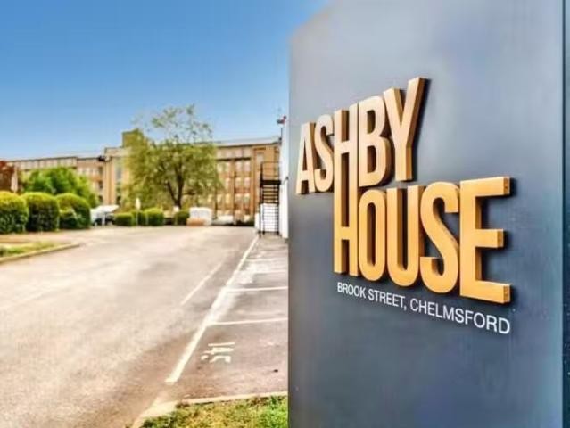 Apartment for rent in Brook Green, Greater London