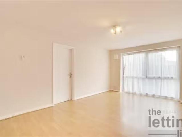 Apartment for rent in Enfield, Greater London