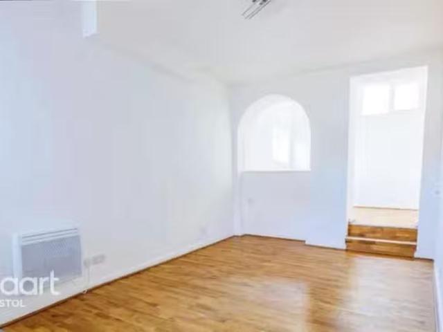 Apartment for rent in Trelawnyd, Wales