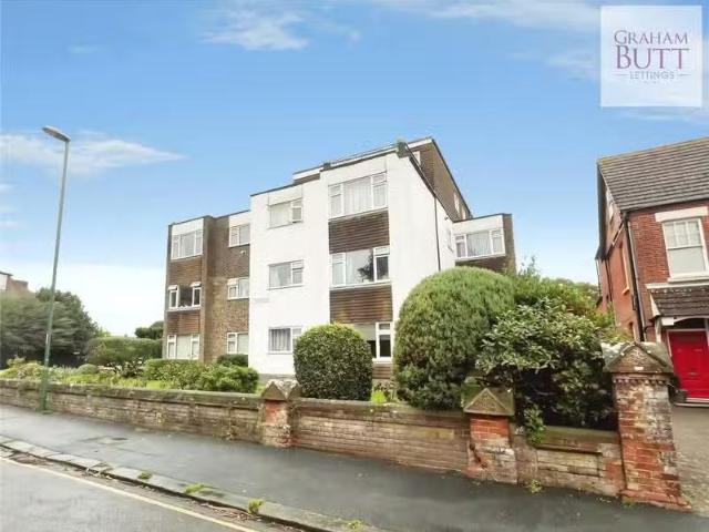 Apartment for rent in Clapham, West Sussex