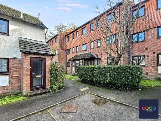 Apartment for rent in Fordington