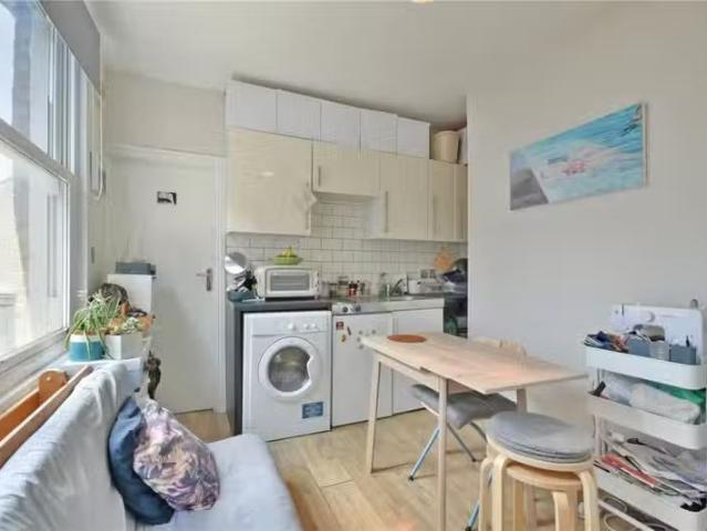 House for rent in Homerton, Greater London