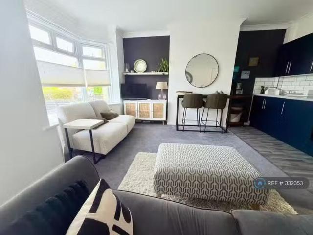 House for rent in Falcon Lodge, Wales