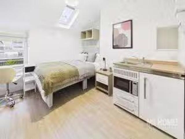 House for rent in Falcon Lodge, Wales