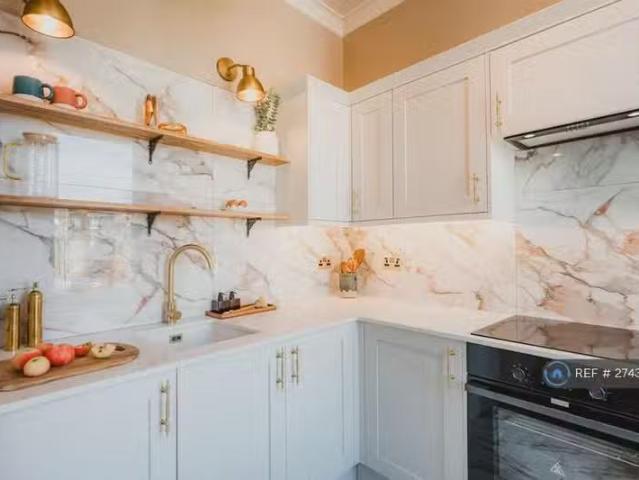 House for rent in Cliftonville West, Acol