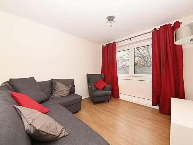 House for rent in Custom House, Greater London