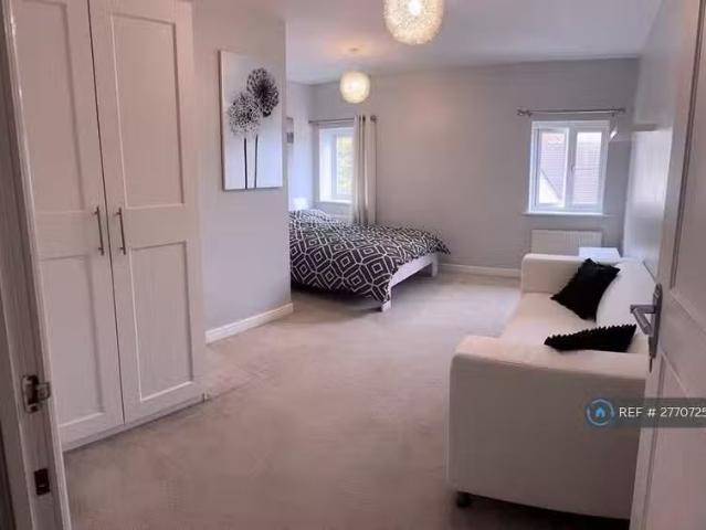 House for rent in Fordham Heath, Essex