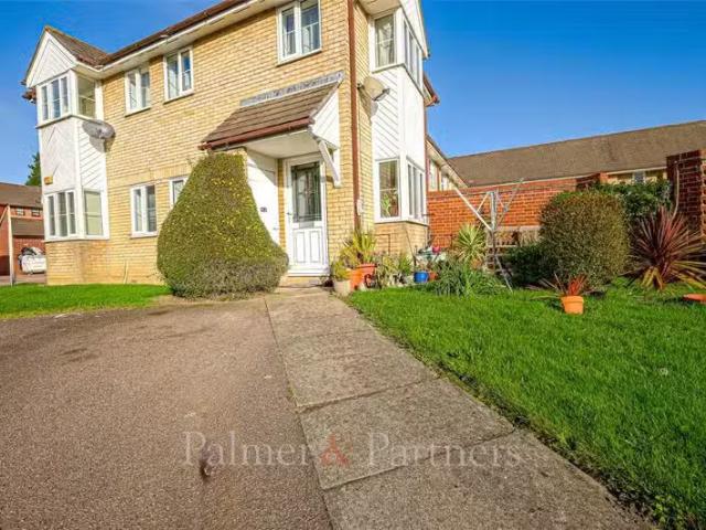 House for rent in Highwoods, Fordham Heath