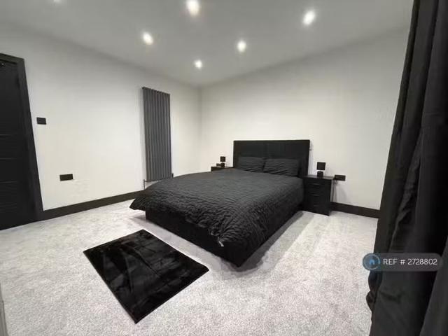 House for rent in Rising Bridge, Rossendale