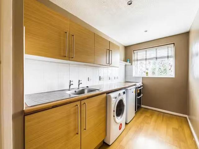 House for rent in Pouchen End, Hertfordshire