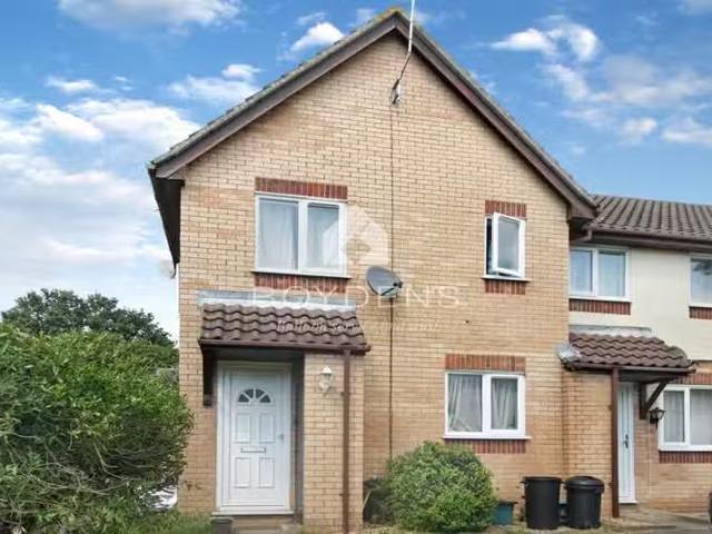 House for rent in Highwoods, Fordham Heath