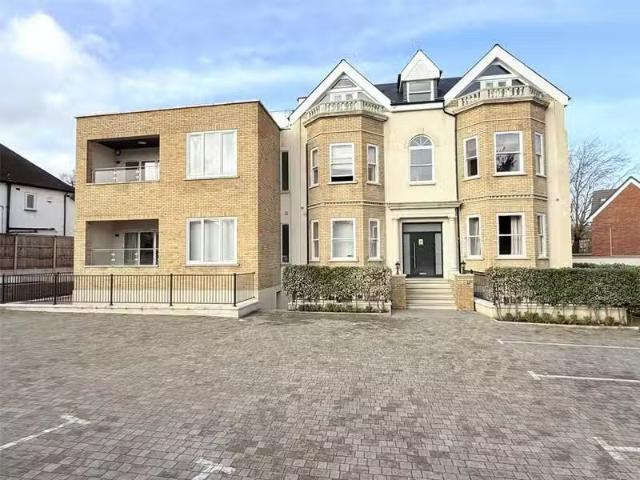Apartment for rent in Enfield, Greater London