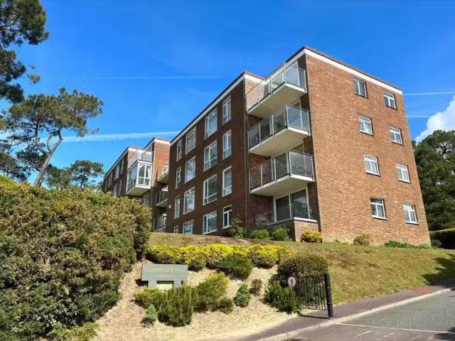 Apartment for rent in Parkstone, Poole