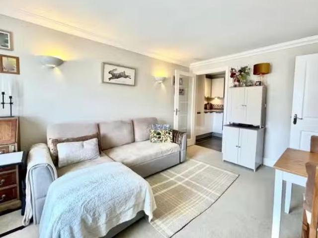 Apartment for rent in Charminster, East Dorset