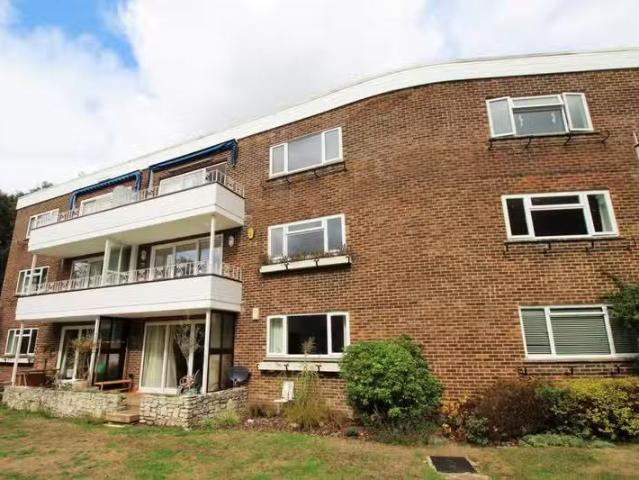 Apartment for rent in Lilliput, Poole