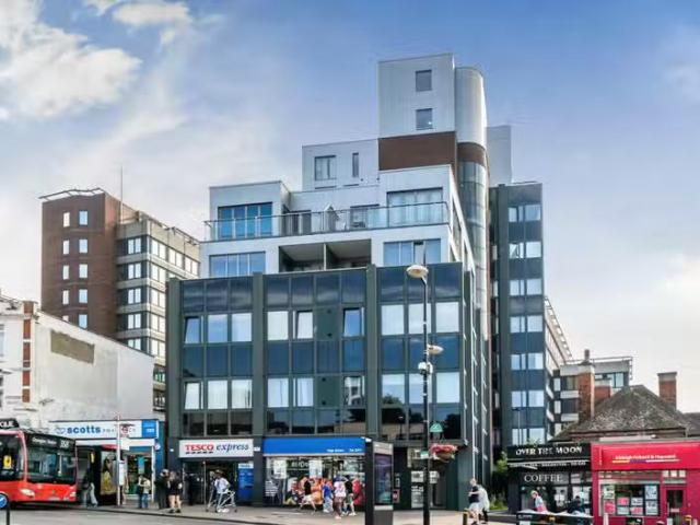 Apartment for rent in London Borough of Bromley, Greater London