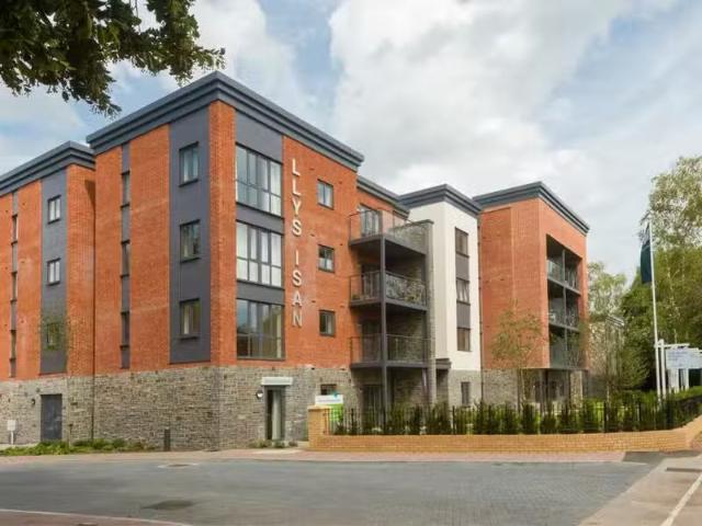 Apartment for rent in Llanishen, Wales
