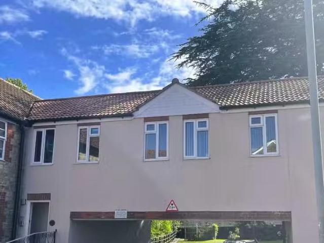 Apartment for rent in Burton, East Coker