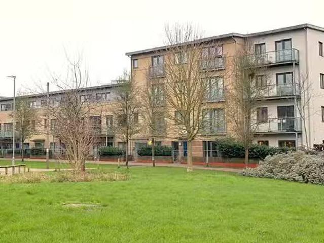 House for rent in Navestock Side