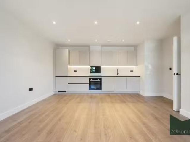 House for rent in Pouchen End, Hertfordshire