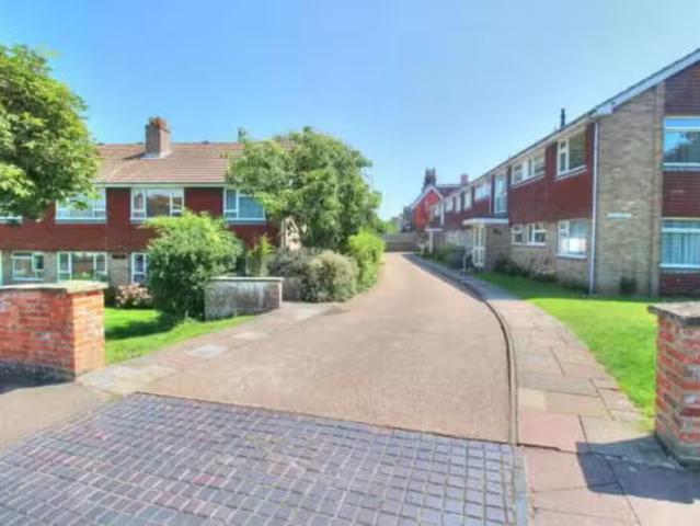 House for rent in Upperton, Eastbourne