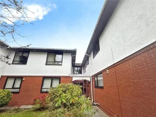 House for rent in Rhydypenau, Falcon Lodge