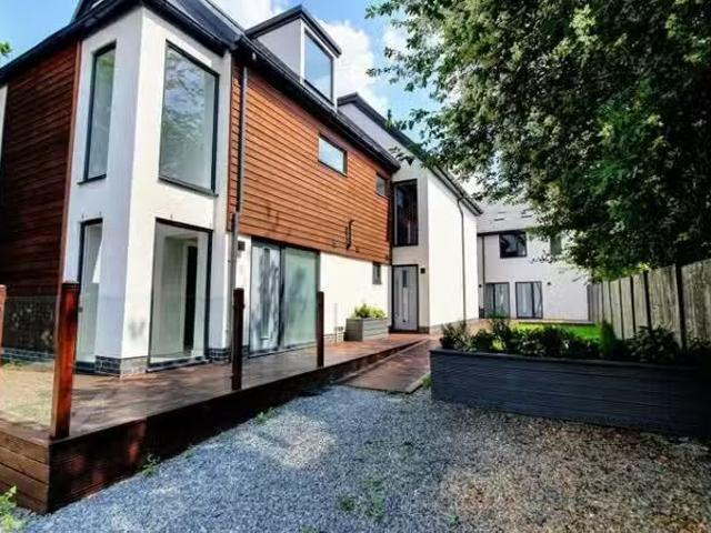 House for rent in Green Close, Warwickshire