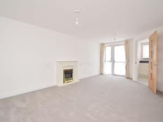 House for rent in Hersham, Elmbridge