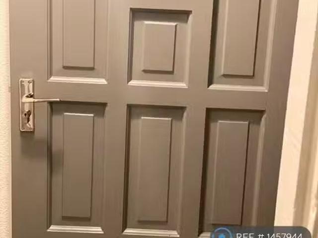 House for rent in Woodloes Park, Green Close