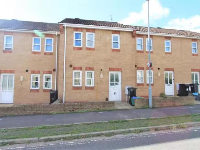 House for rent in London Borough of Merton, Merton Park
