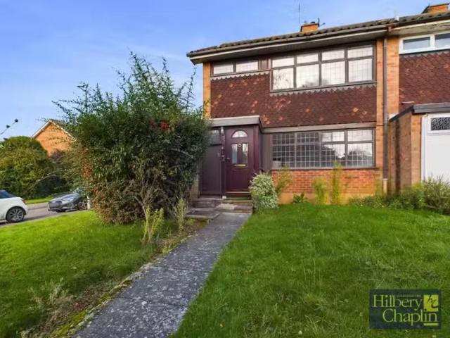 House for rent in Navestock Side, Essex