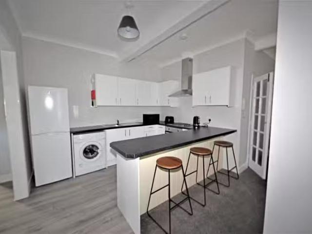 House for rent in Lower Edmonton, Greater London