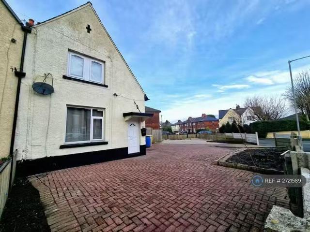 House for rent in Lee Bank, Greater Manchester