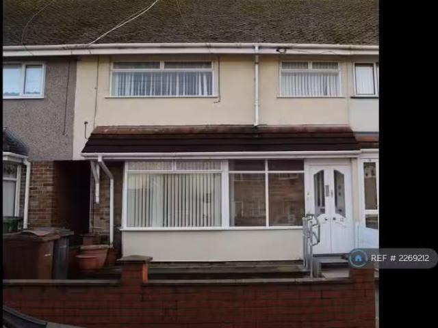 House for rent in Calderstones