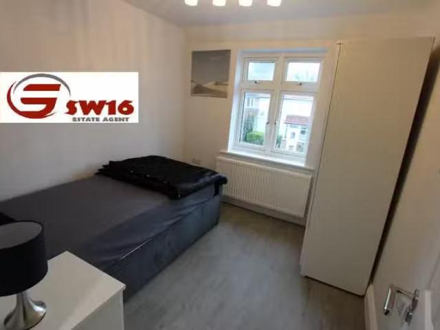 House for rent in London Borough of Merton, Mitcham
