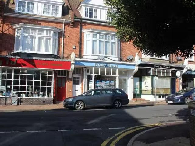 House for rent in Holywell, Eastbourne