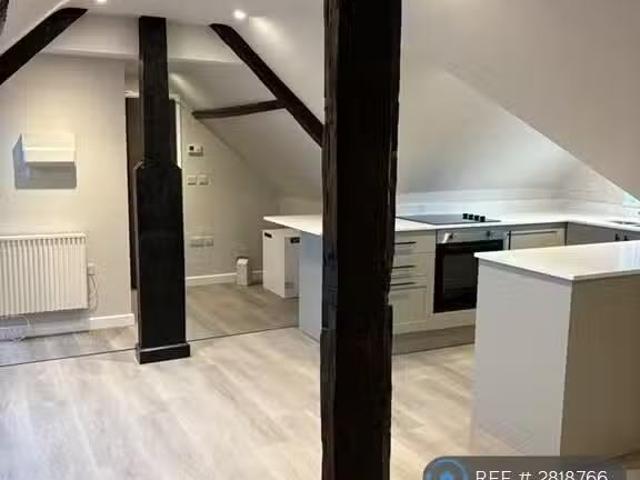 House for rent in Fole, Surrey