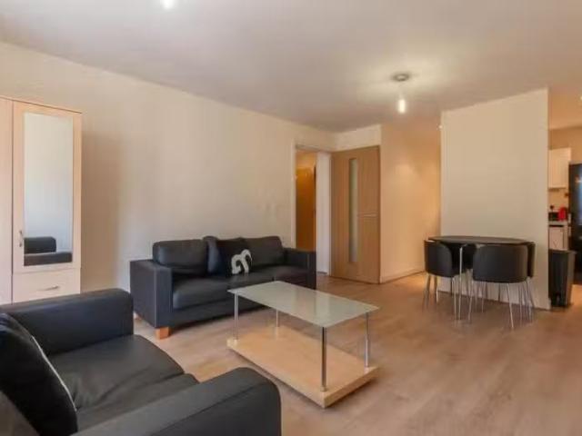Apartment for rent in Southside, Scotland