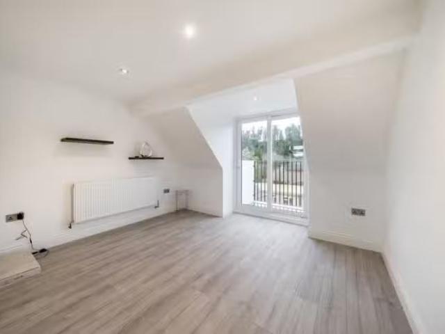 Apartment for rent in Crofton, Greater London