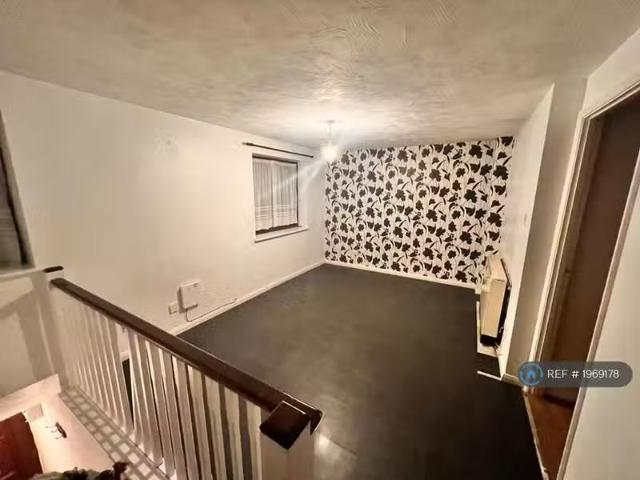 House for rent in Kingswood