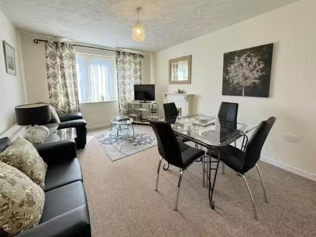 House for rent in London Borough of Ealing, Greater London