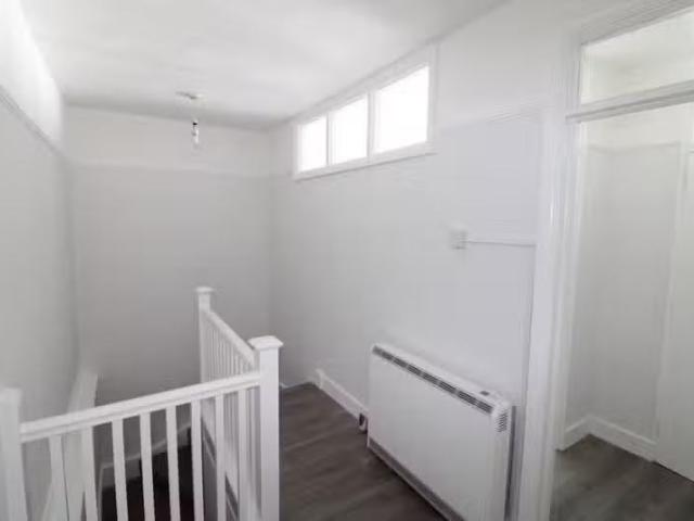 House for rent in London Borough of Ealing, Park Royal