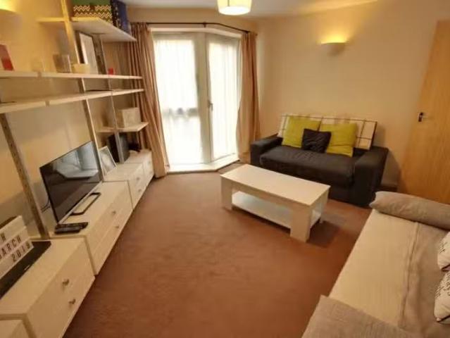 House for rent in Stoney Royd, Humberston Grange
